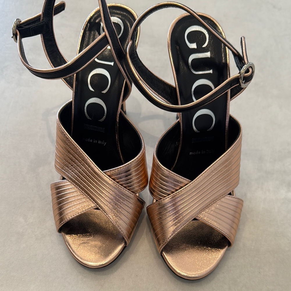 Gucci Women's Rosegold Sandals